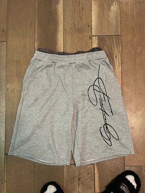 Men’s double waist scripture shorts